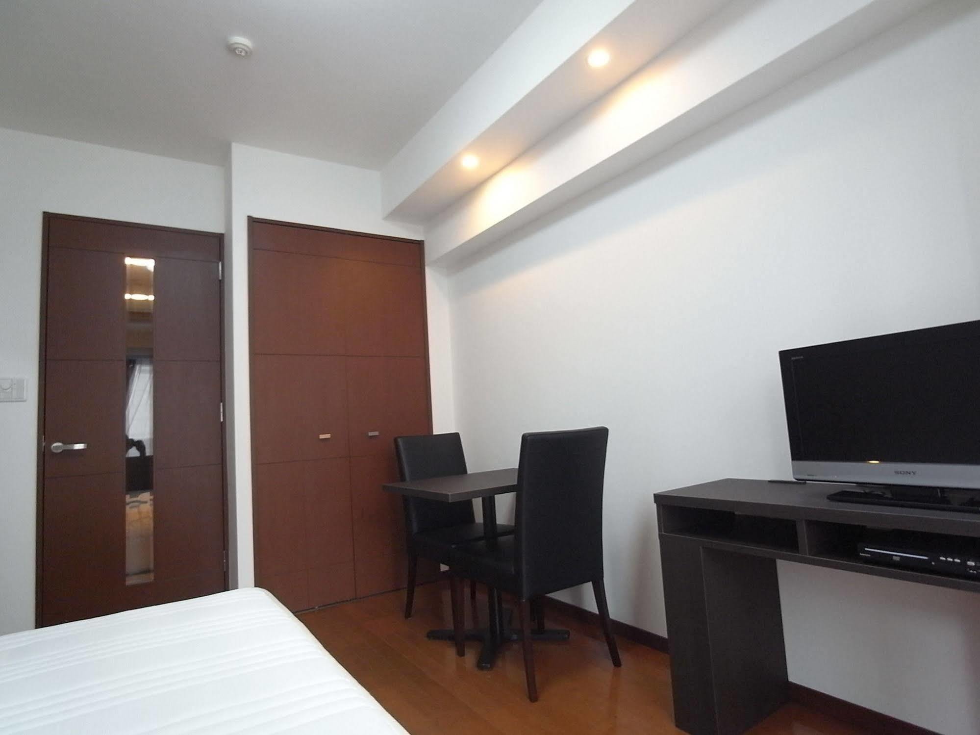 Palace Studio Shinjuku Tochomae โตเกียว ภายนอก รูปภาพ
